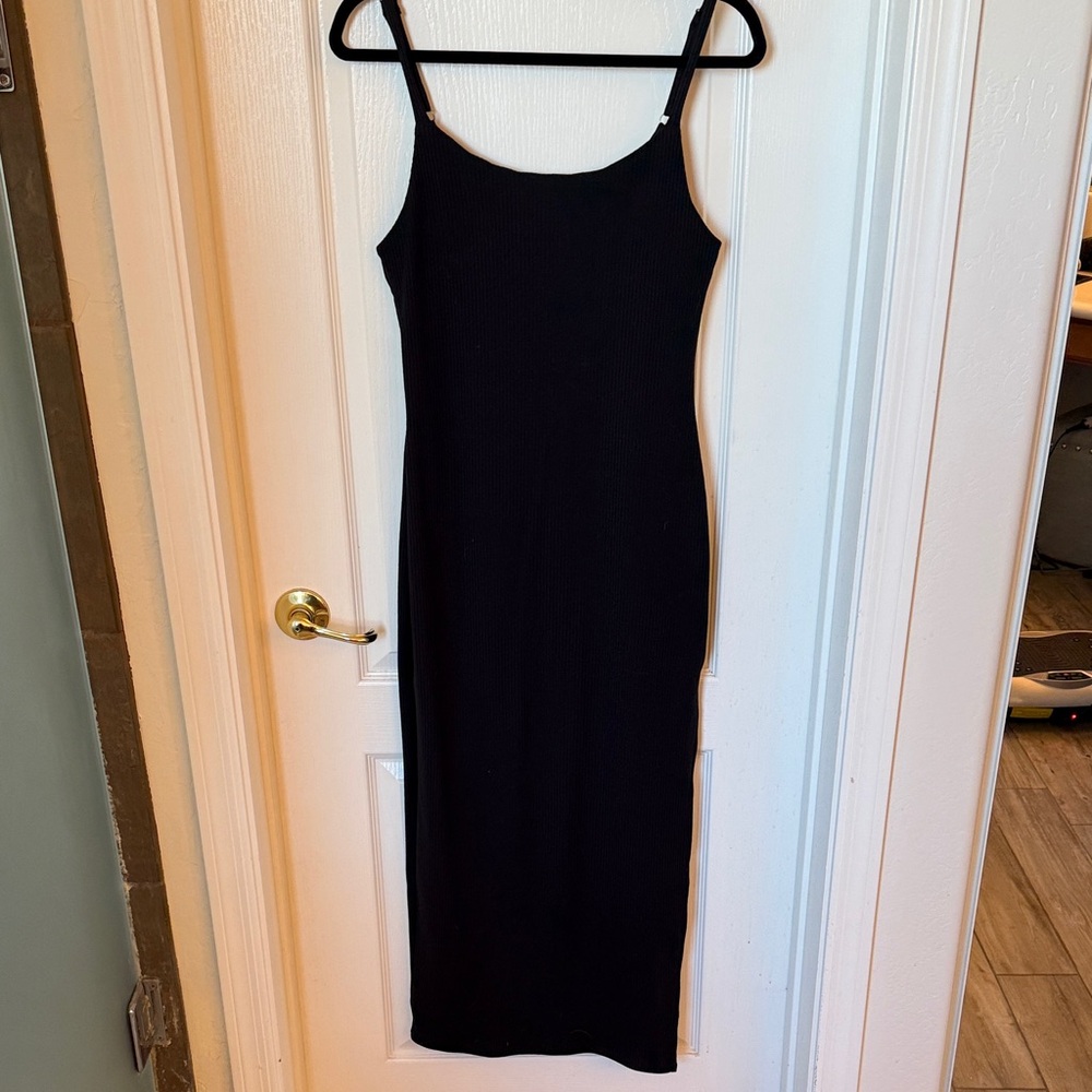 NWOT Vici Black Ribbed Maxi Dress